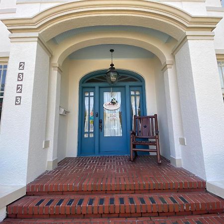 Avenue O Bed And Breakfast Galveston Eksteriør billede