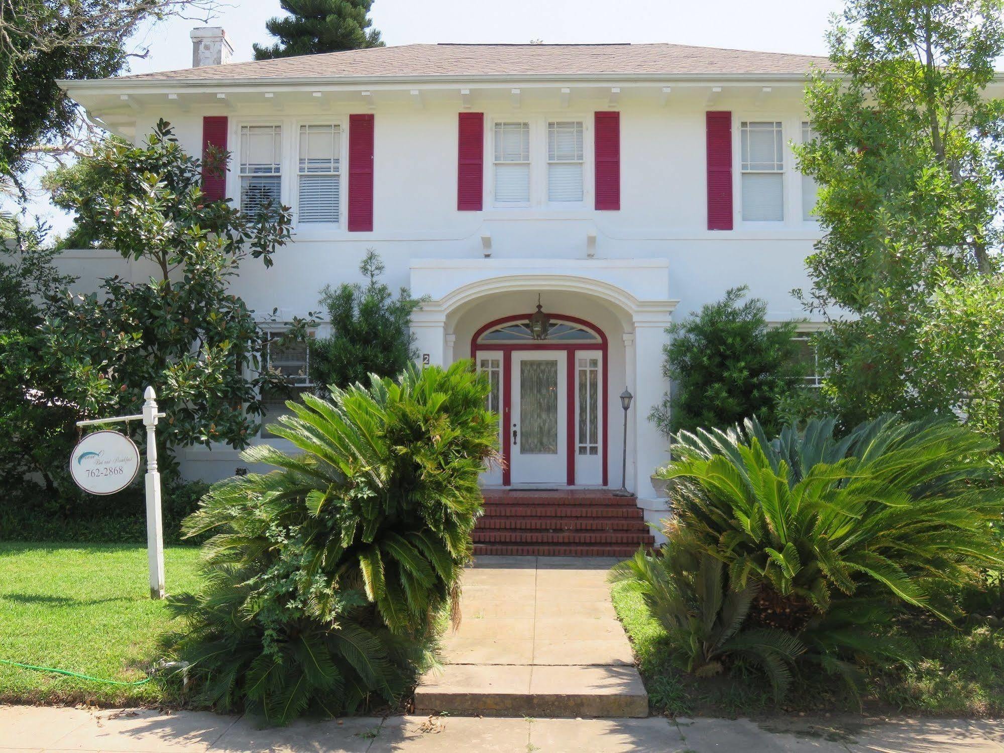 Avenue O Bed And Breakfast Galveston Eksteriør billede